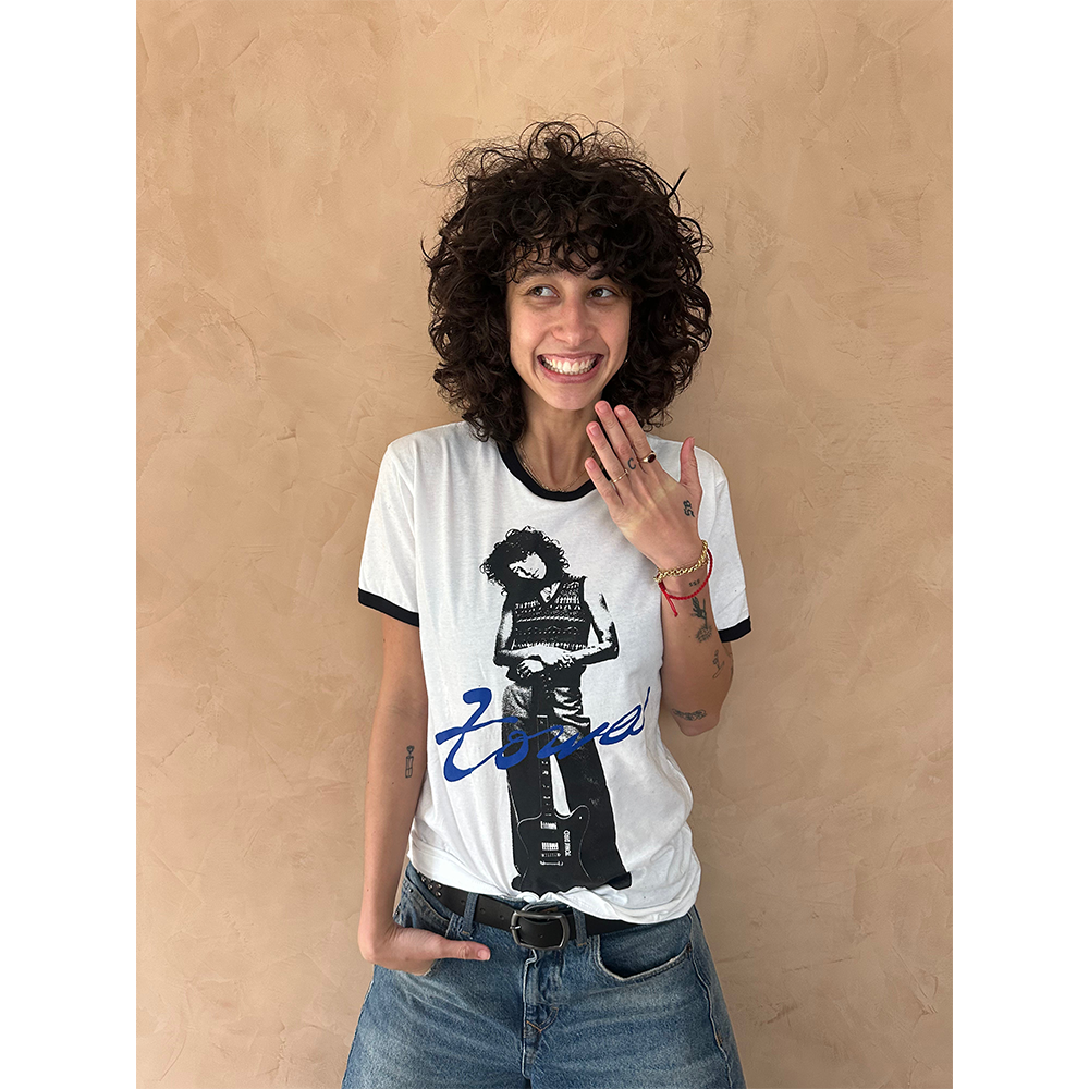 Classic Photo Ringer Modeled